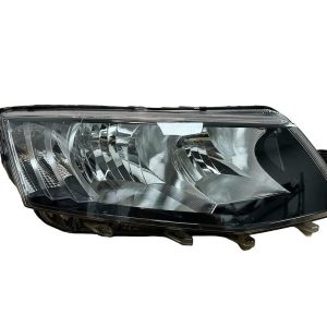 Škoda Octavia 3 sedan r.v. 2015 pravé přední světlo halogen 5E1941018 S5VX3T86304