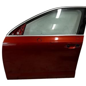 Škoda Octavia 3 kombi r.v. 2014 oranžová Cayenne Orange metalíza kód barvy LF3T 7Q7Q 9770 levé přední dveře S5VX3T79885 Škoda Octavia 3 kombi r.v. 2014 oranžová Cayenne Orange metalíza kód barvy LF3T 7Q7Q 9770 levé přední dveře S5VX3T79885