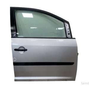VW Touran 1T1 r.v. 2005 stříbrná metalíza kód barvy LA7W pravé přední dveře S5VX3T47188