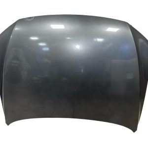 VW Passat B8 kombi r.v. 2015 šedá metalíza kód barvy LR7H kapota S5VX3T66742 VW Passat B8 kombi r.v. 2015 šedá metalíza kód barvy LR7H kapota S5VX3T66742