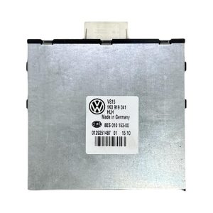 VW Tiguan 5N r.v. 2010 řídící jednotka stabilizátoru napětí 1K0919041 S5VX3T84668 VW Tiguan 5N r.v. 2010 řídící jednotka stabilizátoru napětí 1K0919041 S5VX3T84668