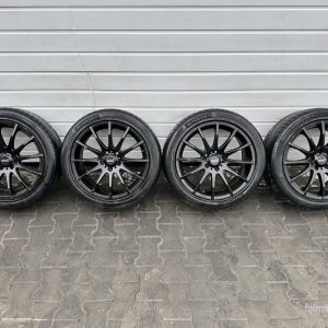 Kola 235/45 R18 letní pneu 5mm DOT1020 ET35 8.0Jx18H2 S5VX3T86144 Kola 235/45 R18 letní pneu 5mm DOT1020 ET35 8.0Jx18H2 S5VX3T86144